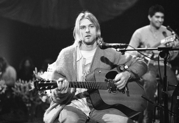 Top 28 Interesting Moments in Rock Music History 10 9- Kurt Cobain taping MTV Unplugged in New York, November 18, 1993 2
