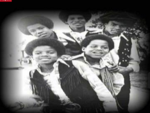 Michael Jackson's Childhood Photos Revealed (60 Photos) 25 michael jackson 1