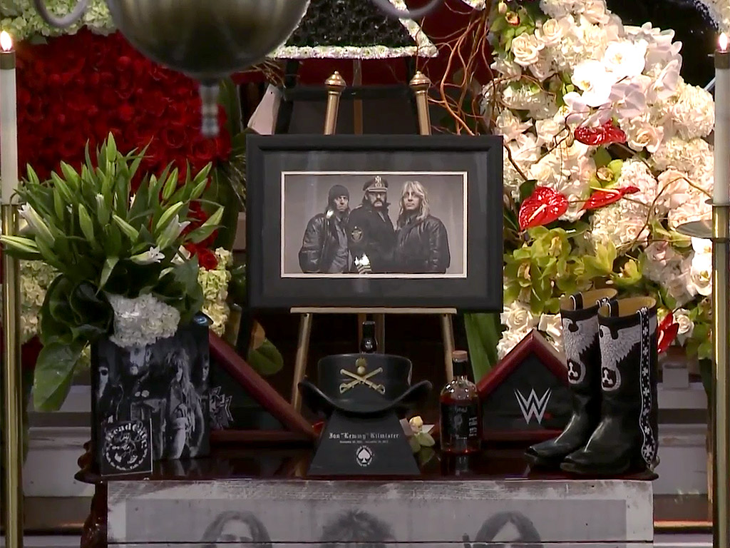 18- Facts About Lemmy Kilmister 5 lemmy-memorial-service