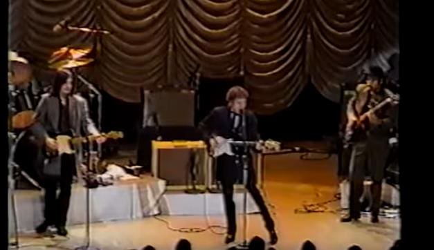 November 8 , 1999 - Bob Dylan – Big River (Johnny Cash Song) Baltimore, Maryland and Full Concert