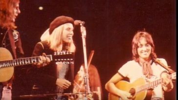 December 4 1975 Bob Dylan - Forum de Montreal