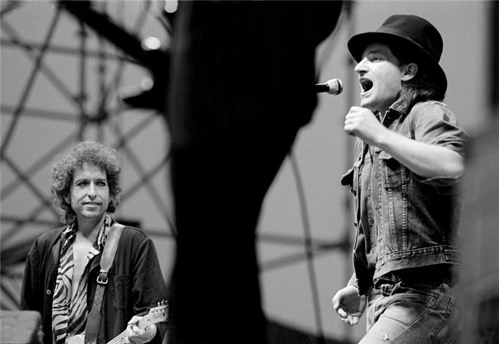 Top 20 U2 Fun Facts and Gossips You Might Not Know 12 bono and bob dylan 2