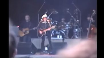 Bob Dylan - Old Rock 'n' Roller (Live) Hamburg, Germany, 3 July 1990