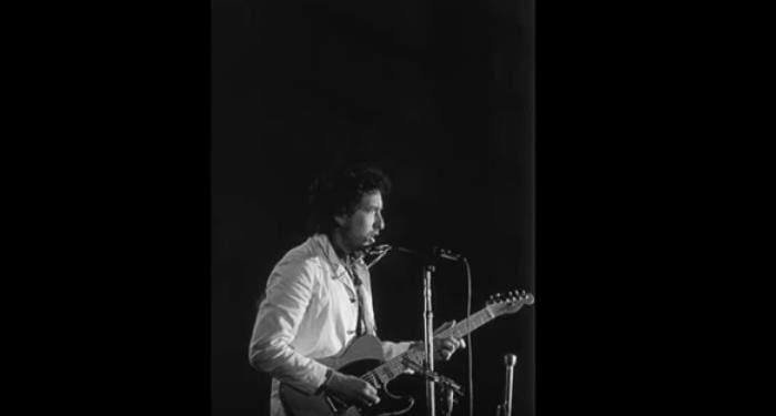 January 10, 1974 - Bob Dylan "As I Went Out One Morning " Maple Leaf Gardens 1 January 10, 1974 - Bob Dylan "As I Went Out One Morning " Maple Leaf Gardens