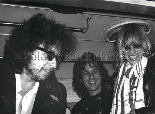 Bob Dylan Immediately after arriving at Haneda 1978 tokyo