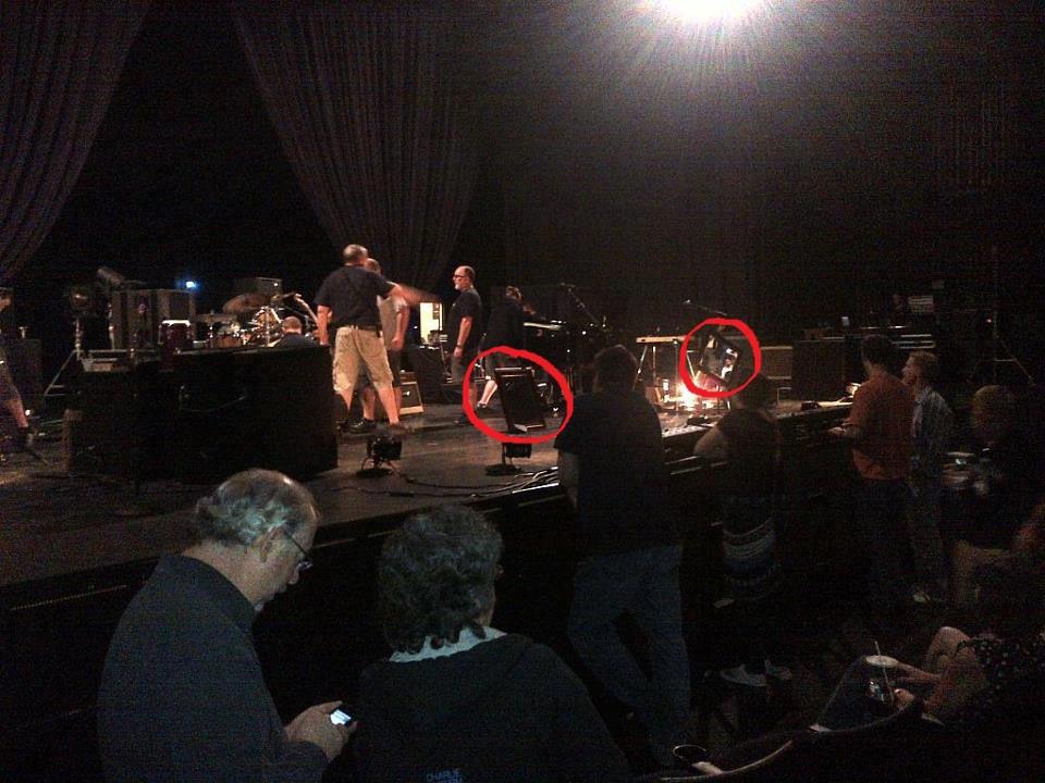 Interesting Objects in Bob Dylan Concerts 4 Interesting Objects in Bob Dylan Concerts