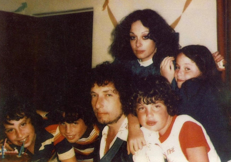 Bob Dylan Snapshot February 2016 (10 Photos) NSF Music Magazine