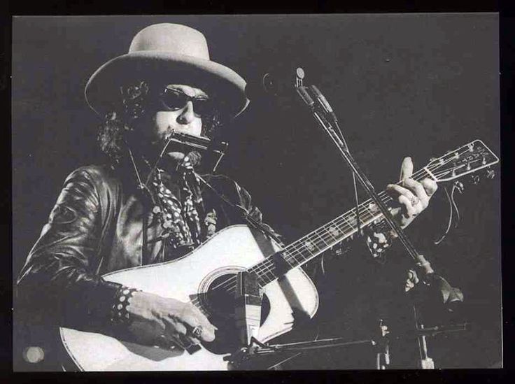 Bob Dylan 1970s Photos (280 Photographs) 133 Bob Dylan 1970s Photos