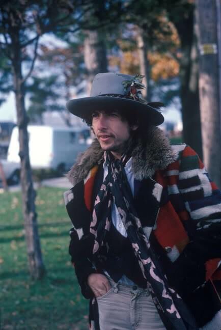 Bob Dylan 1970s Photos (280 Photographs) 249 Bob Dylan 1975