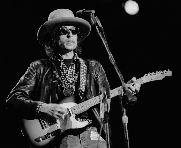 Bob Dylan 1970s Photos (280 Photographs) 234 Bob Dylan Rolling Thunder Revue Houston Texas 8 May 1976
