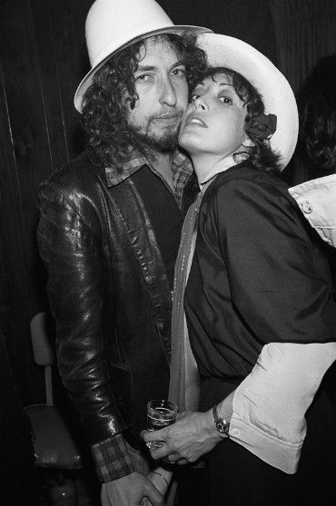 Bob Dylan 1970s Photos (280 Photographs) 91 Bob Dylan 1970s Photos