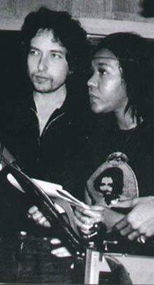 Bob Dylan 1970s Photos (280 Photographs) 127 Bob Dylan 1970s Photos