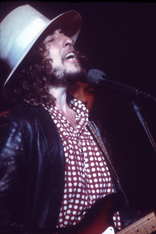 Bob Dylan 1970s Photos (280 Photographs) 169 Bob Dylan 1970s Photos