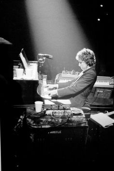 Bob Dylan 1970s Photos (280 Photographs) 153 Bob Dylan 1970s Photos