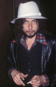 Bob Dylan 1970s Photos (280 Photographs) 44 Bob Dylan 1970s Photos