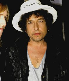 Bob Dylan 1970s Photos (280 Photographs) 22 Bob Dylan 1970s Photos