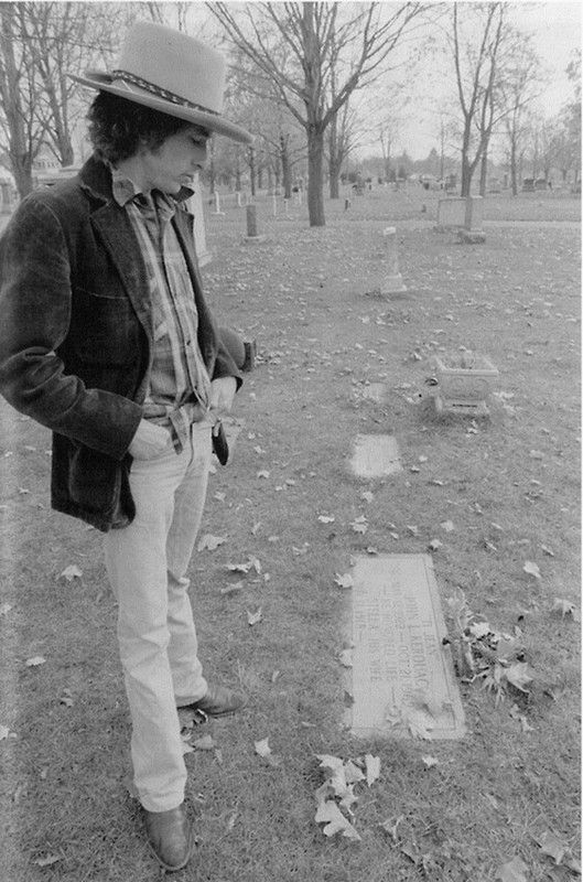 Bob Dylan 1970s Photos (280 Photographs) 8 Bob Dylan 1970s Photos