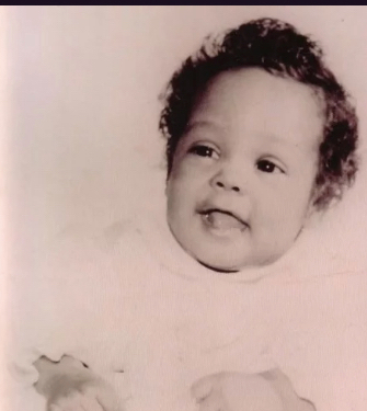 whitney houston childhood
