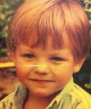 Louis Tomlinson Childhood