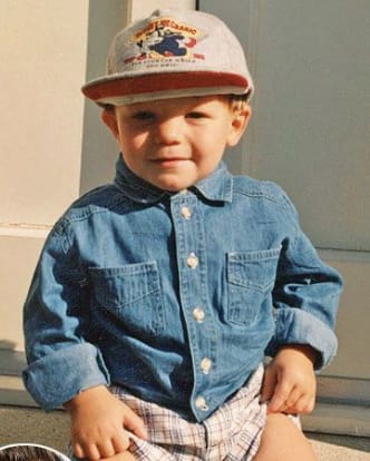 Louis Tomlinson Childhood