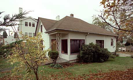 September 13, 2005 - The boyhood home where Jimi Hendrix was saved from demolition 3 September 13, 2005 - The boyhood home where Jimi Hendrix was saved from demolition