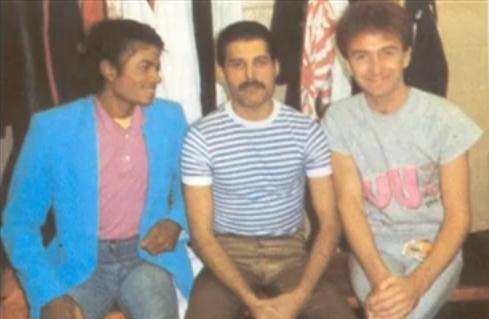 September 15 1982 – Queen performed at the Great Western Forum in Inglewood California4