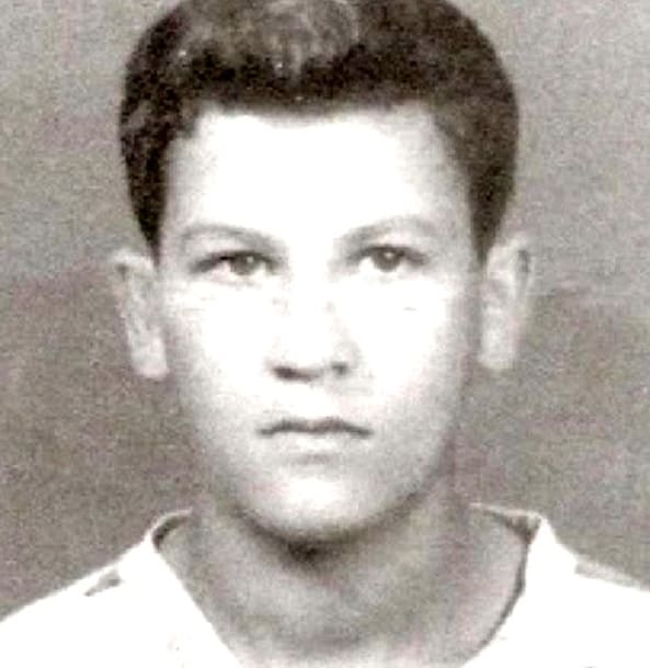 When was Pablo Escobar born