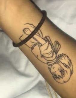 ariana grande anime tattoo
chihiro