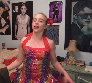 billie Eilish childhood18