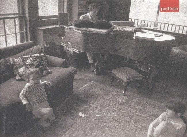 Bob Dylan with his children Jesse and Maria, Byrdcliff home, Woodstock, NY, 1968