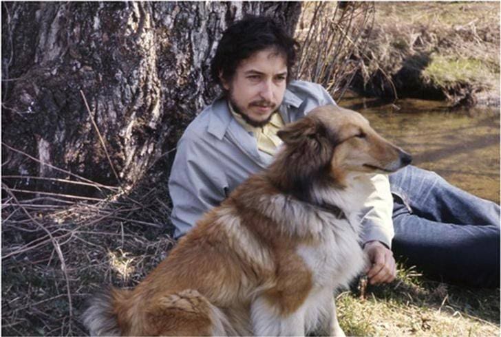 Dylan and his collie, 1970,Photograph courtesy of John Cohen. 1970