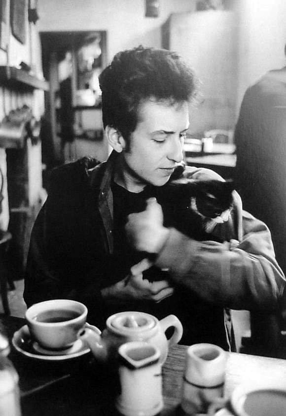 Bob Dylan with a Cat