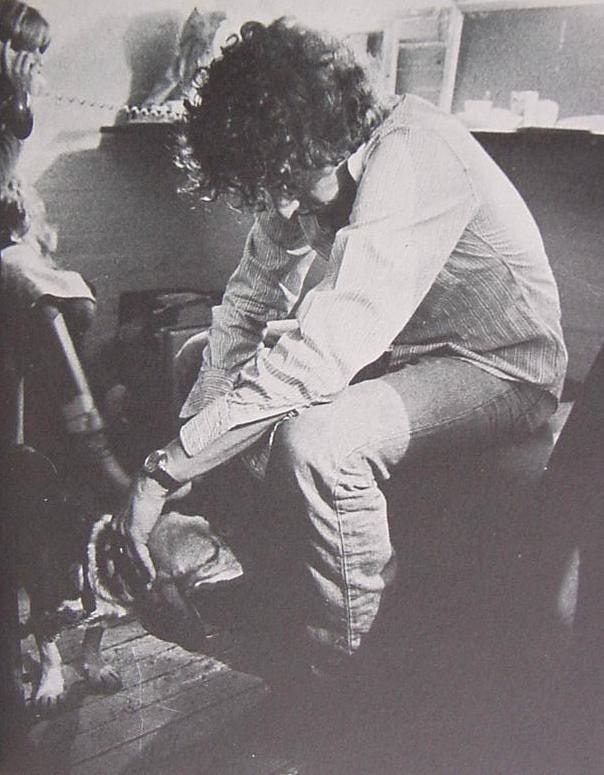Rolling Thunder Revue, Chris O'Dell on the telephone, top left. Beagle.