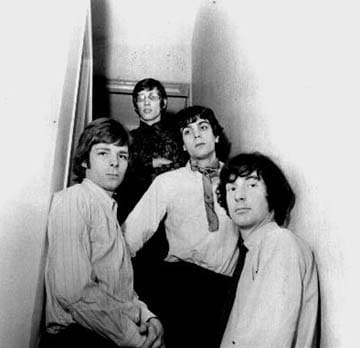 Best 32 Pink Floyd Photos from Year 1965 - NSF News and Magazine