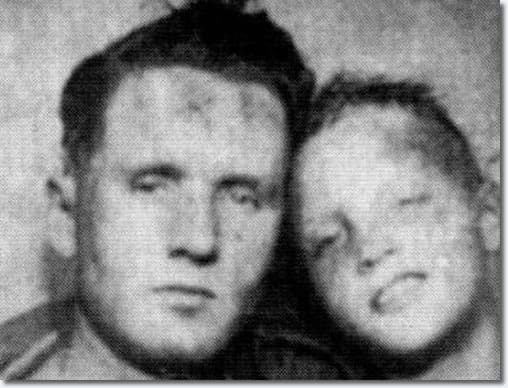  Elvis Presley and his Father Vernon - Childhood photo