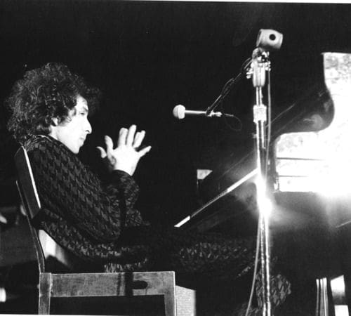 Bob Dylan Australia Playing Piano