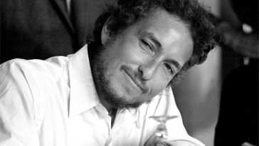 69 Bob Dylan smile