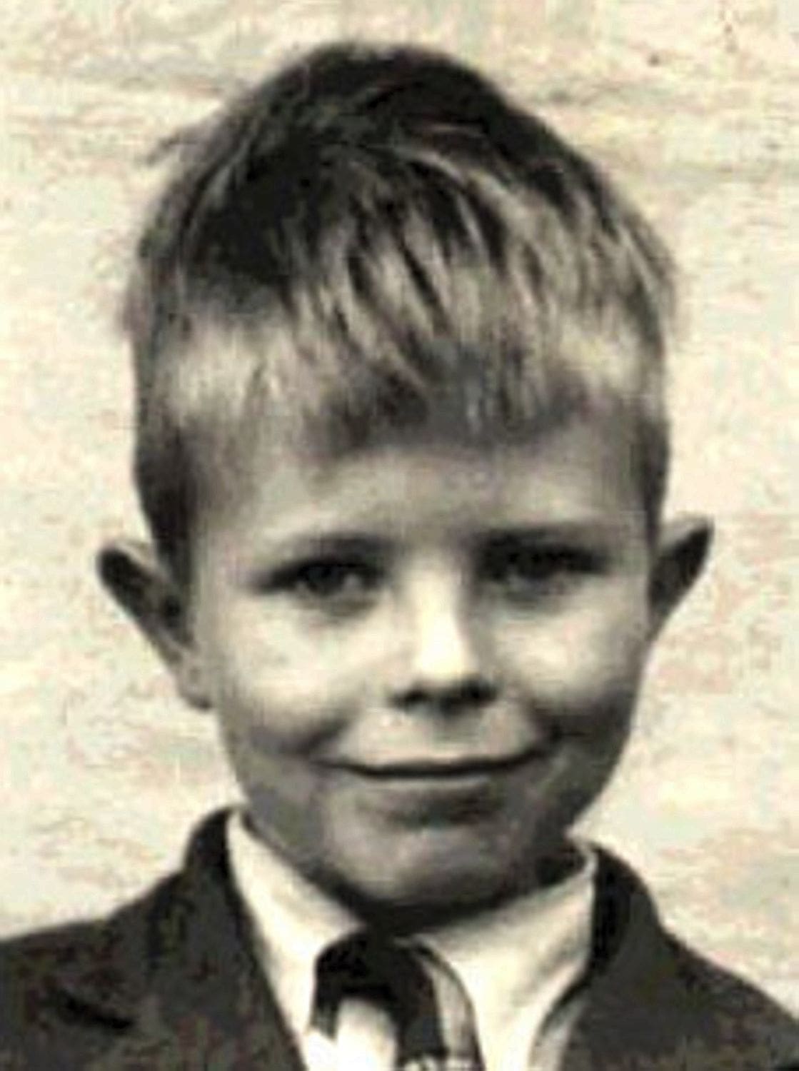 Young David Bowie rare image