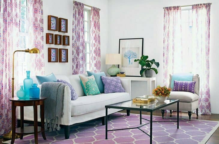 Relaxing shades and comfortable living spaces in home decoration