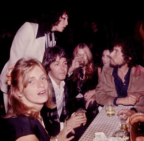 Linda and Paul McCartney, Sara and Bob Dylan, Cher and Gregg Allman, 1976