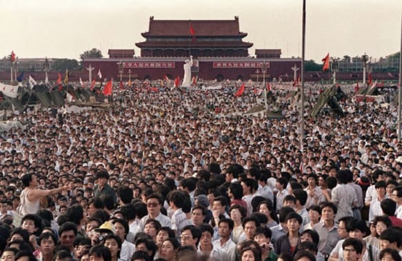 02 June 1989 - Thousands of protestors gathered around the statute of freedom