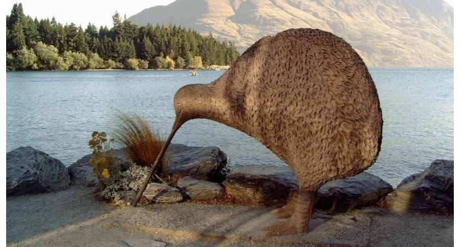 14 Interesting Facts About New Zealand, Land of Tall White Clouds