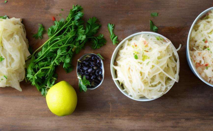 What are the benefits of sauerkraut? Here are 6 reasons to love