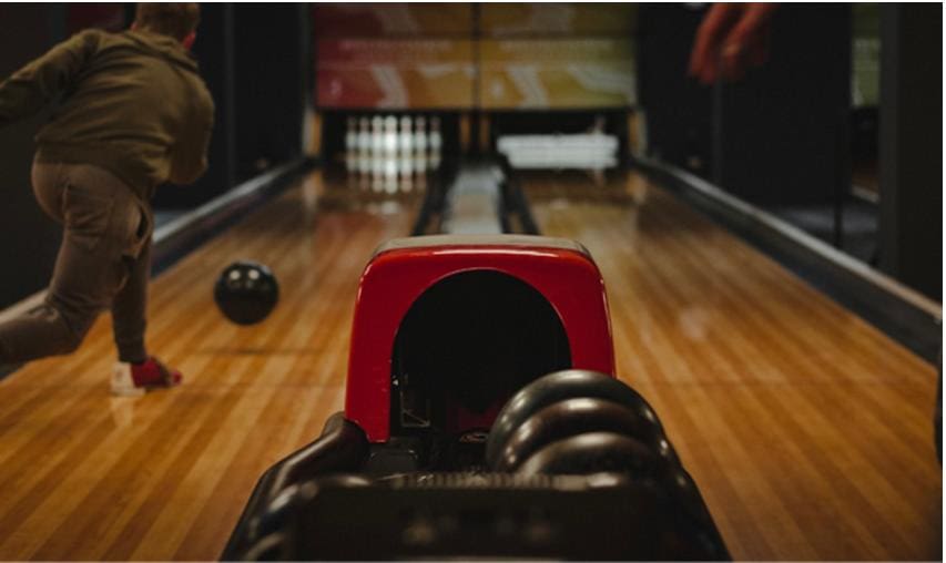 Custom Bowling Shirts for Men That Will Roll You Over