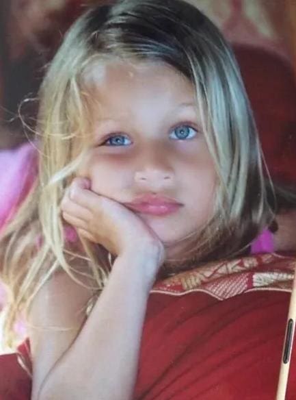 12 Rare Bella Hadid Childhood Photos 10 Bella Hadid Childhood as baby