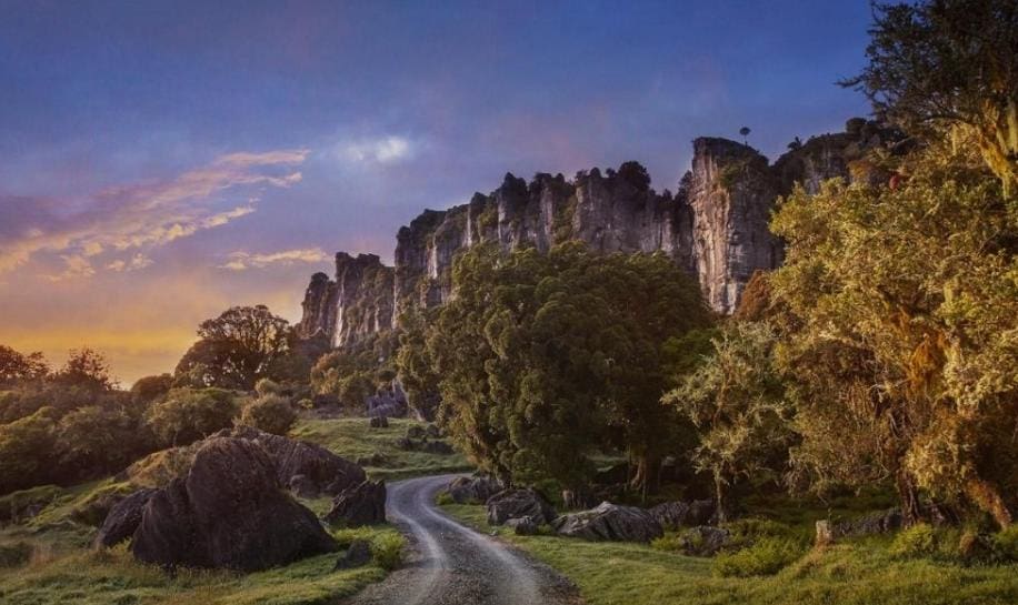 Real Places That Inspired Tolkien's Middle-earth Universe 4 Sea Bluffs New Zealand