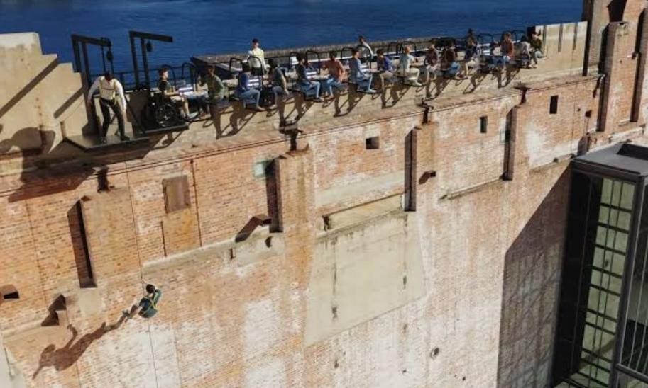 Don't Say I Haven't Seen It! The 10 Most Unusual Places to Eat Around the World 3 Vertical food experience in Australia