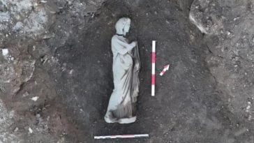 Two-meter Aphrodite Statue Found in Perge Ancient City
