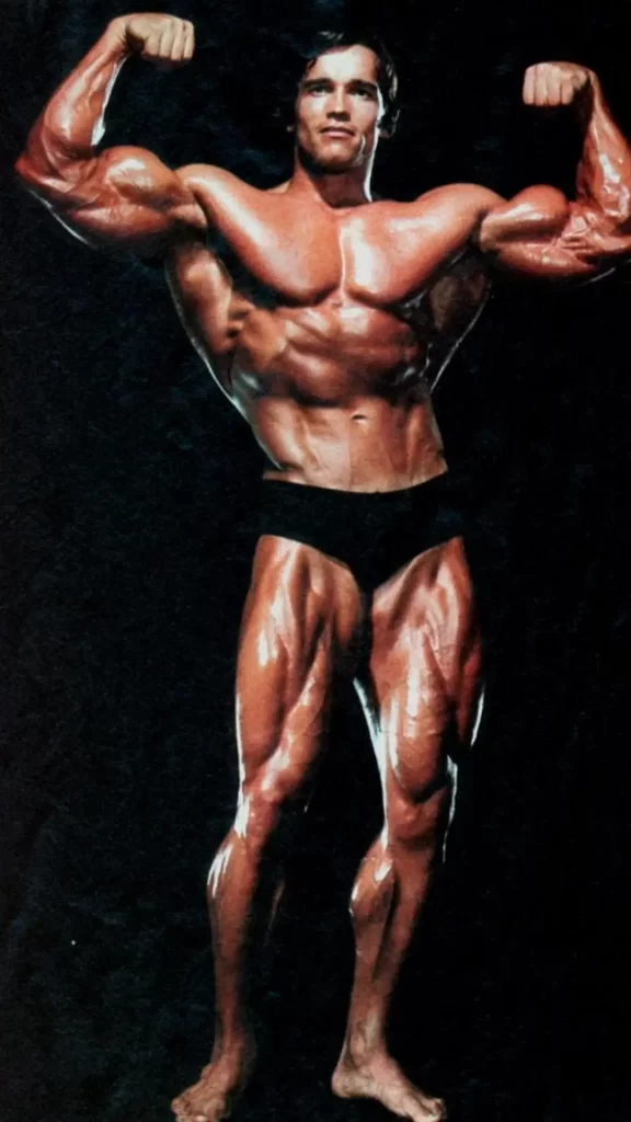 Arnold Schwarzenegger bodybuilding pose