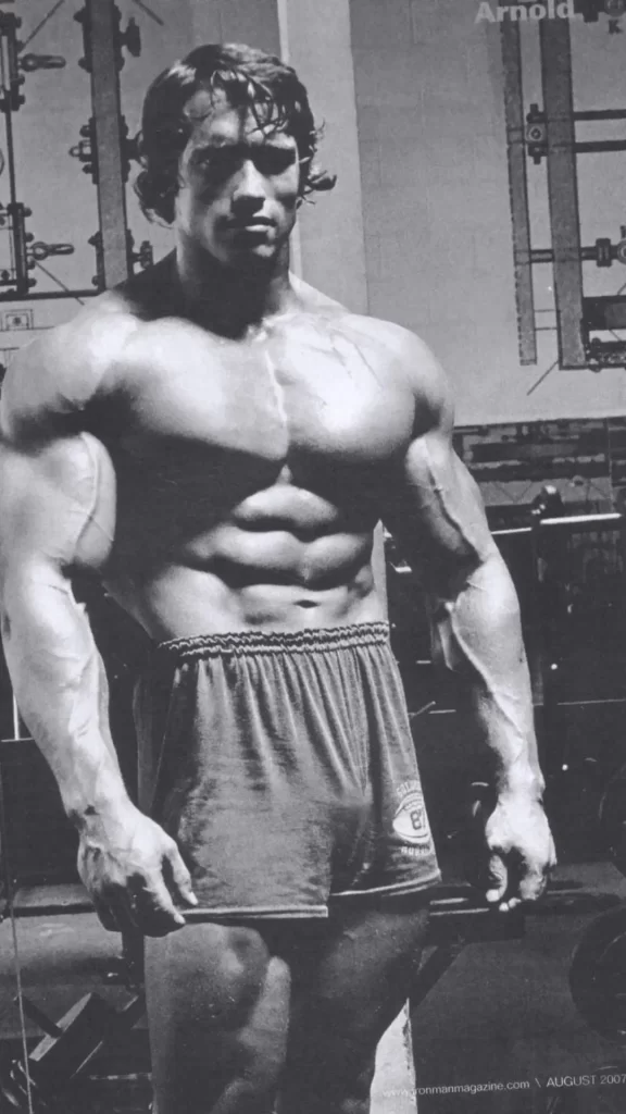 Arnold Schwarzenegger youth photo and muscles